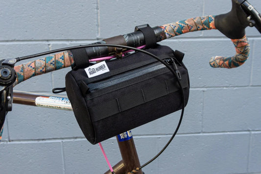 Road Runner Burrito Supreme - Handlebar Bag: 2.6L in Black